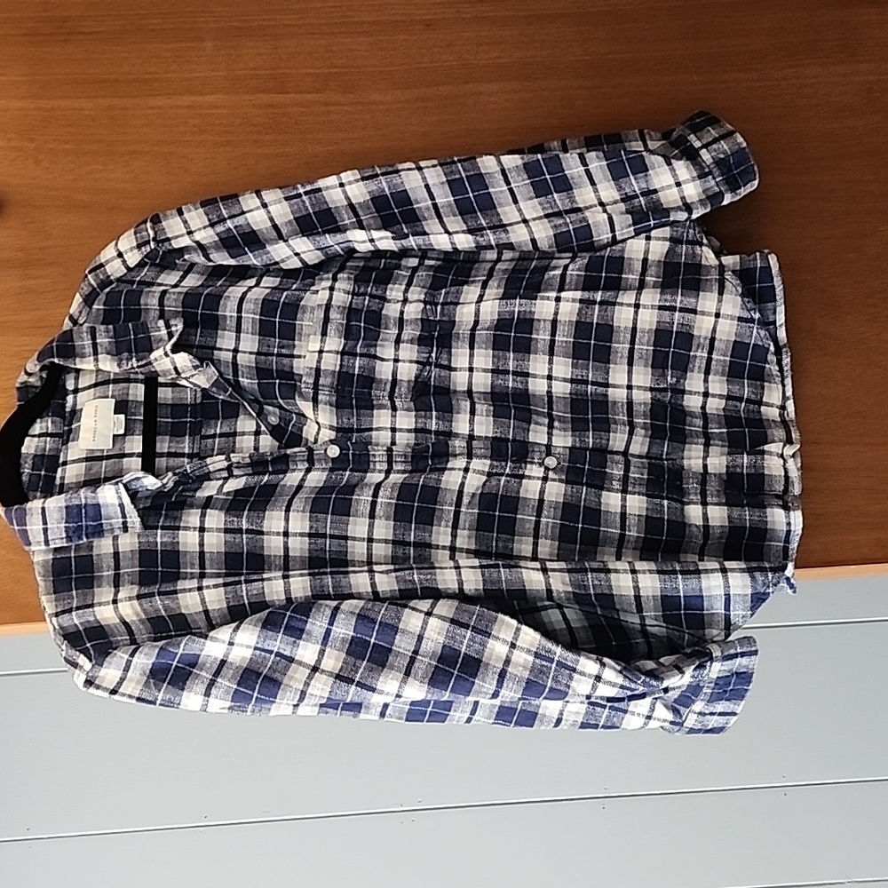 AMERICAN EAGLE BLUE/CREAM PLAID SHIRT